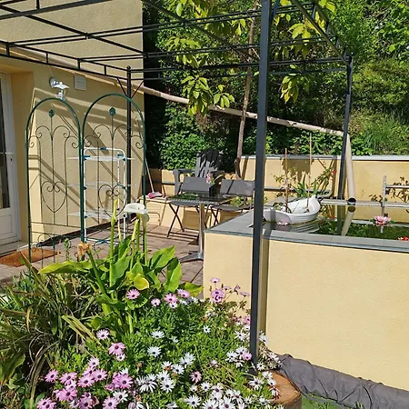 Appartement Aurore En Rez De Jardin Avec Parking Gratuit Vence Exterior photo