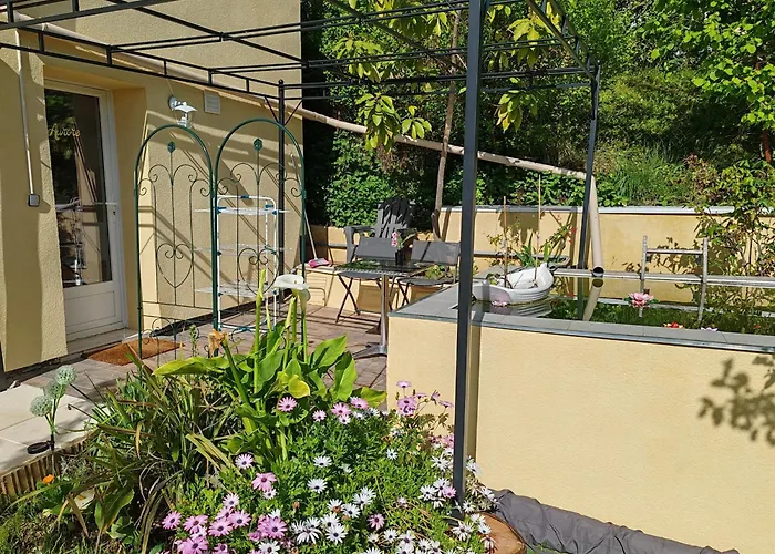 Appartement Aurore En Rez De Jardin Avec Parking Gratuit