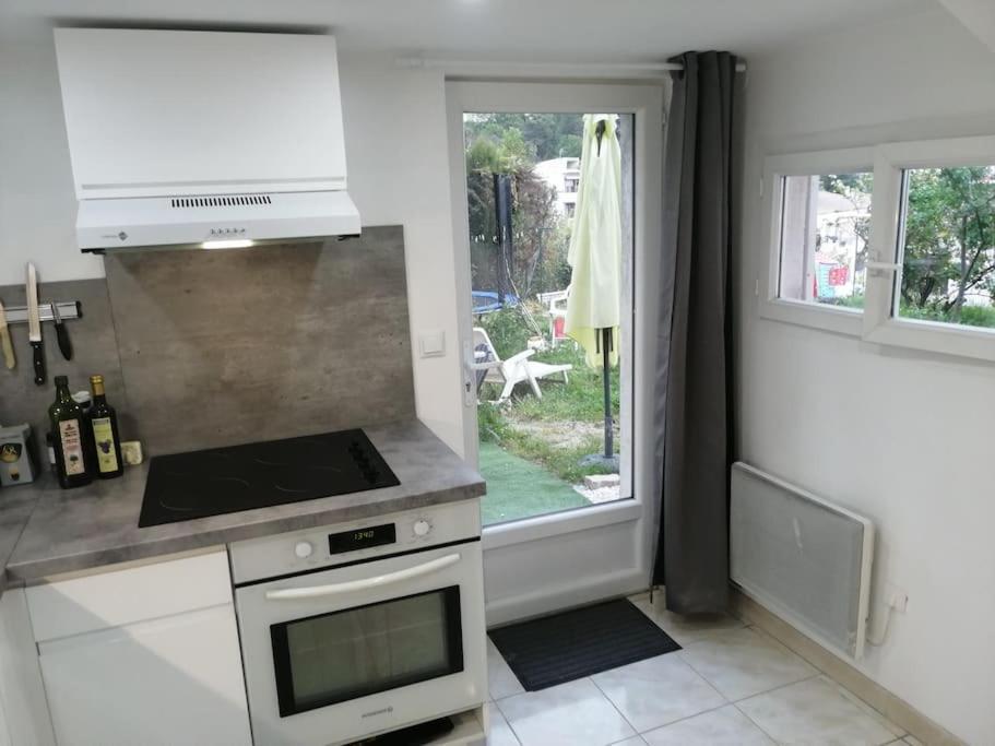 Aurore En Rez De Jardin Avec Parking Gratuit *