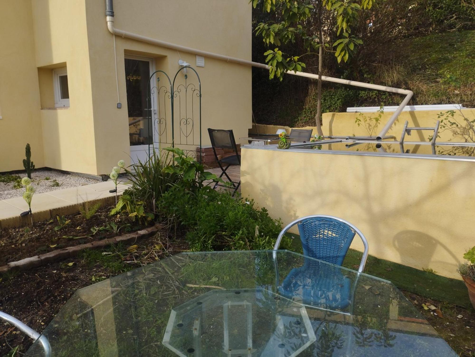 Apartment Aurore En Rez De Jardin Avec Parking Gratuit Vence